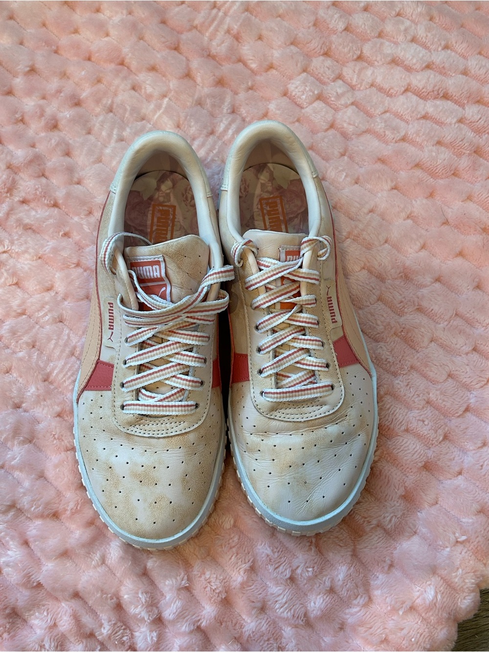 Puma Women’s Beige Sneakers with Coral Accent